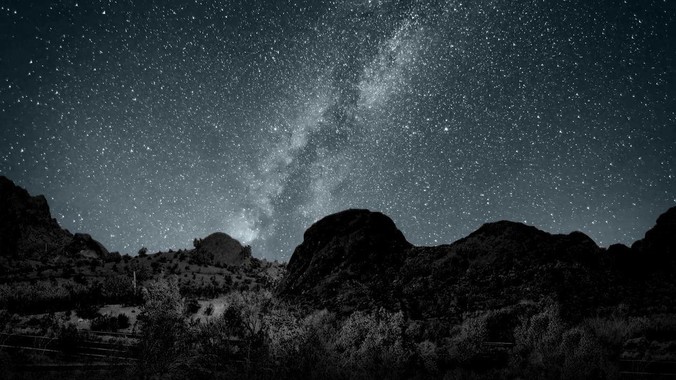 有没有GUI框架开发难度小，***消耗又不多，而且又跨平台？